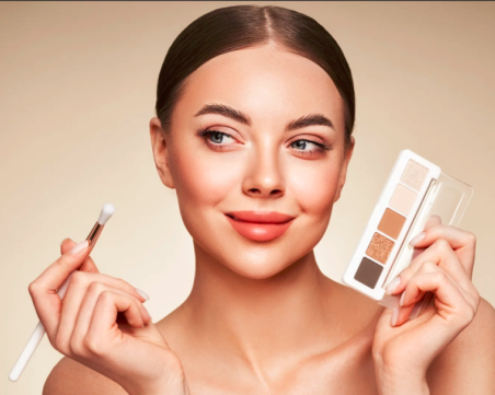 Химикалите в гримовете могат да доведат до затлъстяване