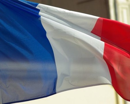Коалиция, не само с консерватори, ще прави новото френско правителство