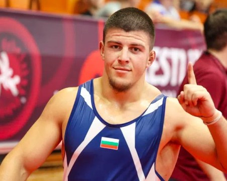 Сали Салиев завоюва сребърен медал на Световното първенство по борба за юноши в Испания