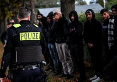 В Германия вече искат по малко бежанци Съюзът на германските градове