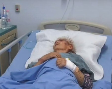 Пребиха жена в дома й, нападателят се връщал да провери дали е жива