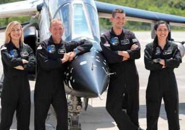 Във вторник милиардер авантюрист излетя за втори път с ракета