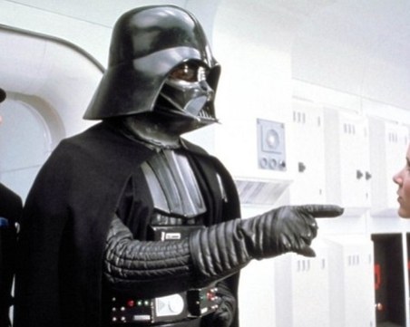 Почина актьорът, озвучил Дарт Вейдър