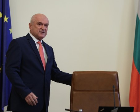 Главчев: Стоим зад кандидатурата на Екатерина Захариева за еврокомисар от България