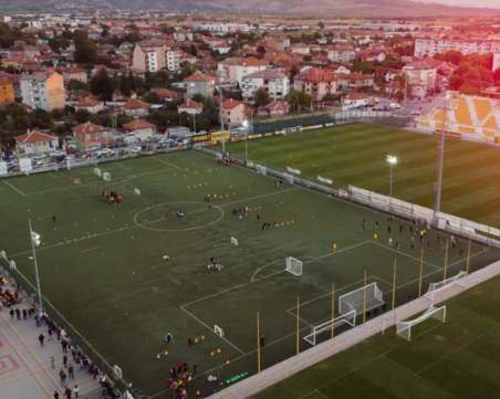 Голяма драма между Ботев и Локо при 14-годишните, 10 гола и дузпи решиха двубоя