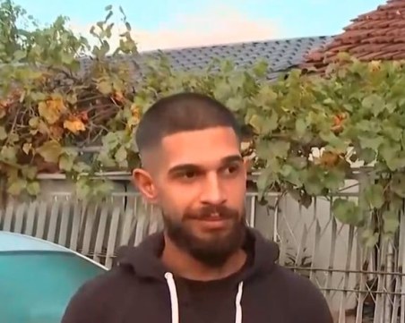 Абсурдно: Взеха книжката на мъж, защото нямал достатъчно образование