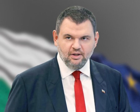 Пеевски: Командващият ВВС и шефът на Граф Игнатиево да подадат оставка незабавно