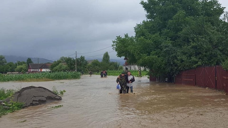 Пет жертви взеха проливните дъждове в Източна Румъния