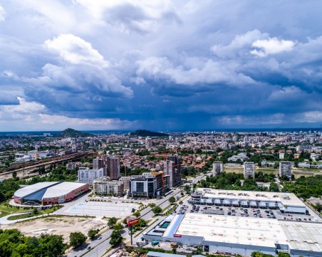 Облачно, но по-топло време в Пловдив днес