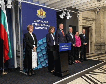 ЦИК след срещата с МС: Имаме пълната подкрепа на властта за изборите