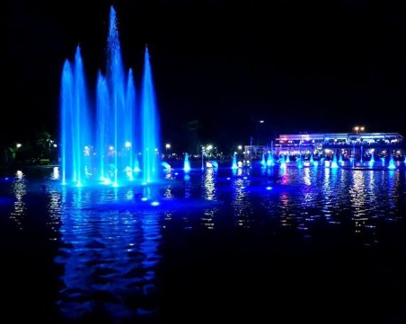 Променят началния час на програмата на Пеещите фонтани през есента