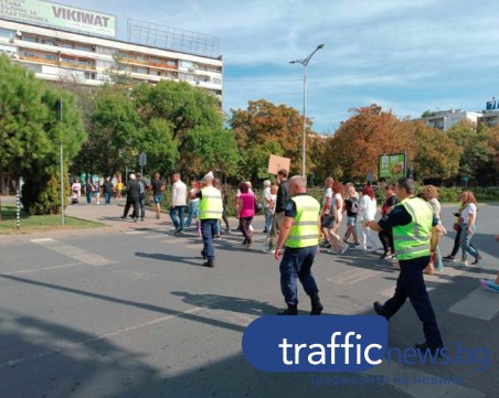 Протест блокира кръговото на Панаира в Пловдив