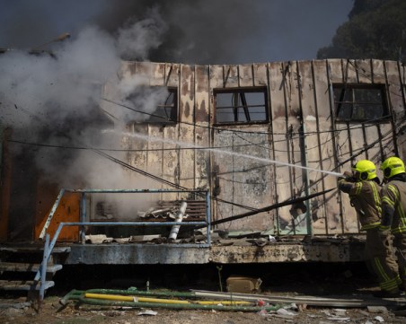 Израелските военни прехванаха изстреляна от Ливан ракета на фона на сирени в Тел Авив