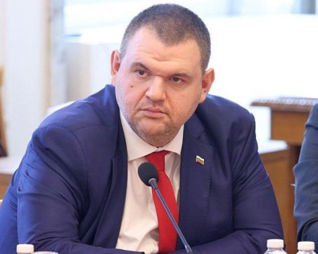 Пеевски със сигнал до Военно-окръжна прокуратура заради Възродителния процес