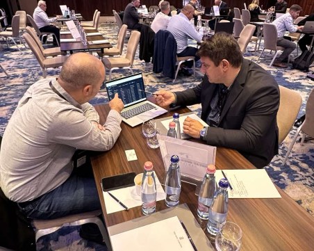 Ангел Славов участва в конференция 