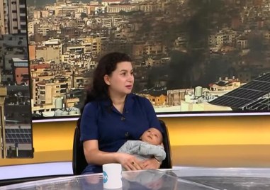 Жана Шараф е една от спасените майки с деца които