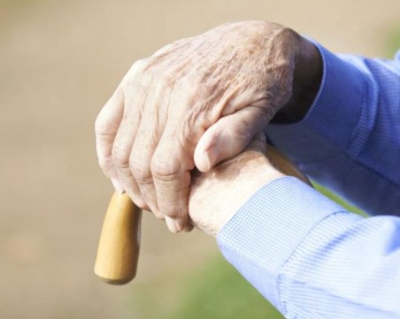 Близо 400 са столетниците у нас, най-много са в София