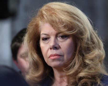 Илияна Йотова: Близкият изток е на прага на глобална война