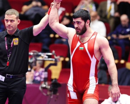 Наш борец със сребро от турнир в Русия