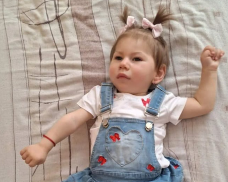 Зов за помощ! Никол има нужда от помощ, за да има нормално детство