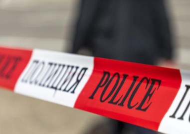 Рухнала тухлена стена уби жена в Камено От полицията съобщиха