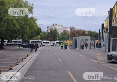 Сериозно полицейско присъствие има преди Ботев Левски около стадион Христо