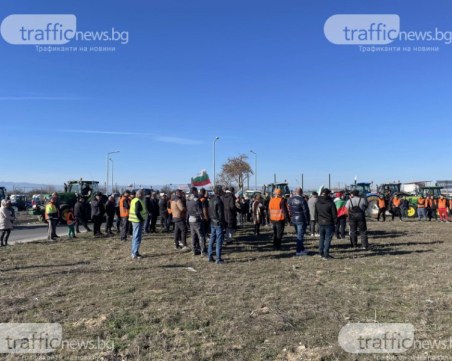 Земеделци в протестна готовност заради забавянето на украинската помощ