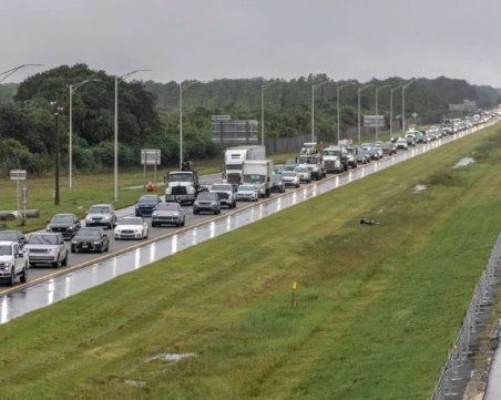 Ураганът Милтън отново се усили до пета степен, масова евакуация във Флорида