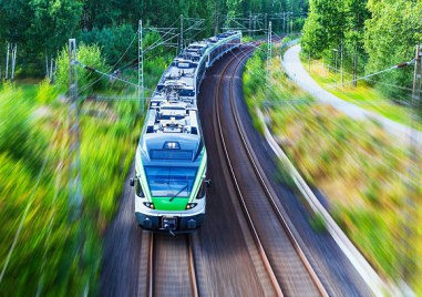 Пожар във влак превозващ евродепутати от Страсбург за Брюксел вдигна