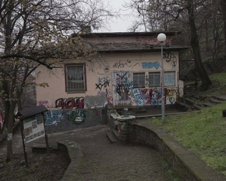 Историческата сграда на Певческото дружество скоро ще върне блясъка си