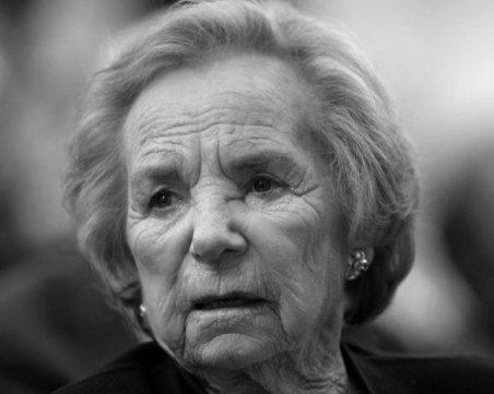 На 96 години си отиде вдовицата на Робърт Кенеди