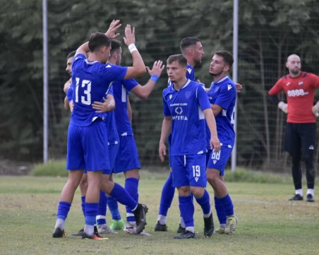 Спартак с 8-ма поредна победа