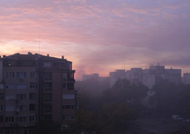 Потушен е напълно пожарът който тази сутрин възникна в база