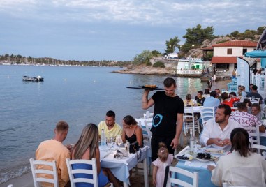 С 54 са се увеличили незаетите работни места в рамките