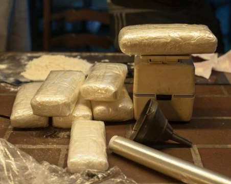 Българин с присъда за една от най-големите пратки с наркотици, залавяни на Острова