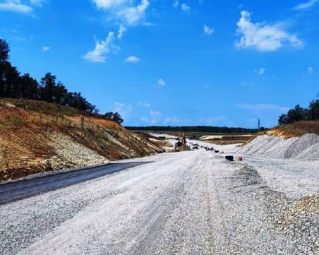 Започва ремонт по нов участък от АМ „Хемус