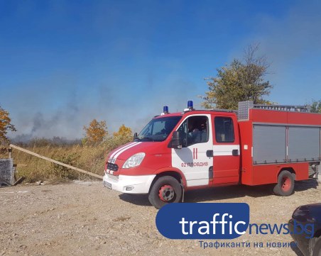 Пожар избухна в завод за ядки в Карнобат