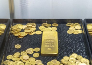 Спот цената на златото се повиши с 0 32 до 2730