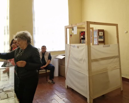 Община Пловдив осигурява специализиран транспорт в изборния ден на хора с трайни увреждания