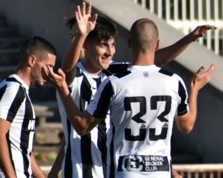 Дубълът на Локо взе мач с 5 гола срещу Левски Карлово