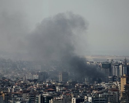 Израел нанесе няколко удара по предградие на Бейрут