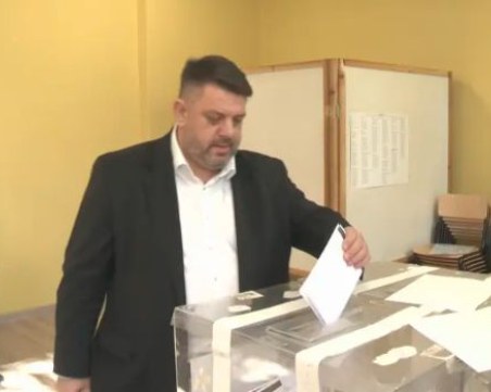 Зафиров: Всеки глас е важен, не позволявайте друг да решава, вместо вас