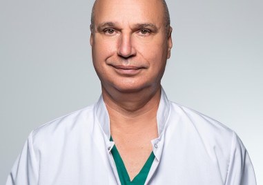 Проф д р Росен Димов ръководител на Клиниката по Обща хирургия