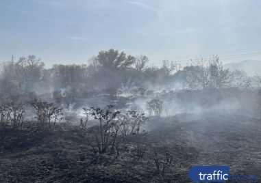 Депото за утайки край Катуница продължава да тлее остават в