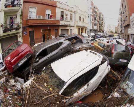 Българите, блокирани във Валенсия, вече отпътуваха към страната ни