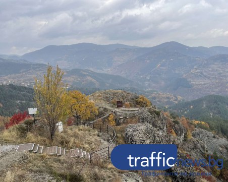 Необятната красота на Родопите през есента – разходка до Момчиловата крепост, с която ще потънете в безвремие