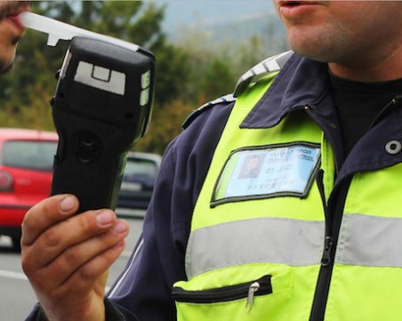 Полицията залови 23 пияни и 11 дрогирани шофьориза ден