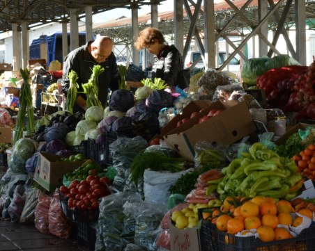 Цените на някои основни храни се повишават минимално на борсите и тази седмица