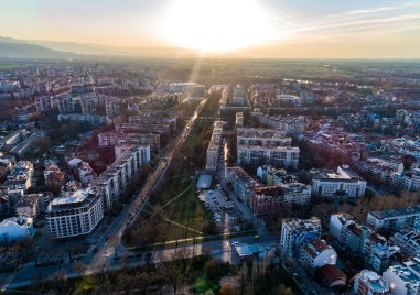 Топъл и слънчев ден се очаква днес в Пловдив Сутрешните