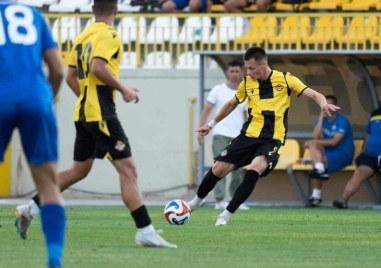 Отборът на Ботев 3 загуби гостуването си на Розова долина